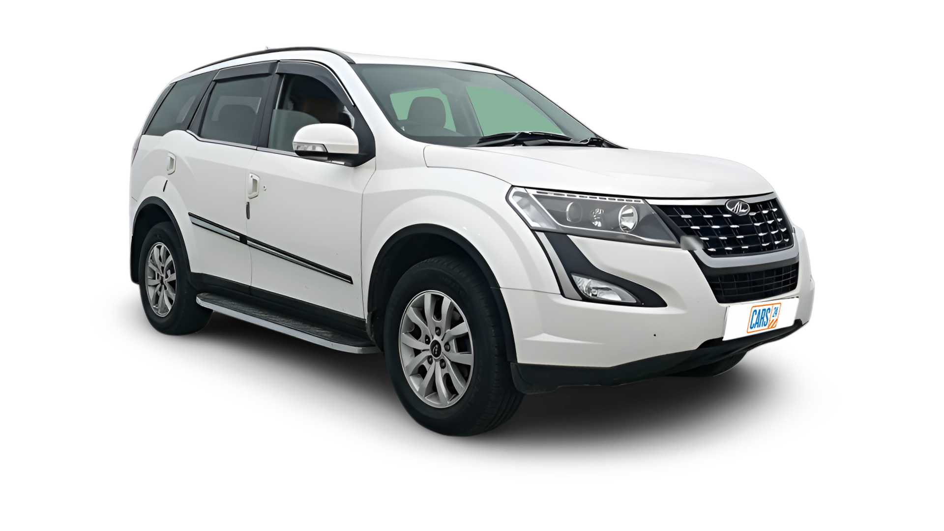 Mahindra XUV500-img